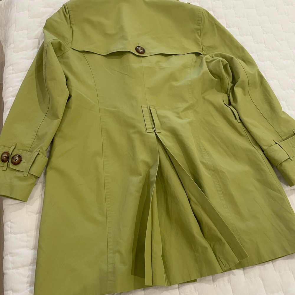 Ladies London Fog double breasted rain jacket. Color is apple green size L - Picture 3 of 12